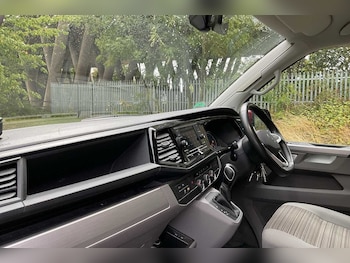 Used Volkswagen California 2022 for sale - 75842431: Photo