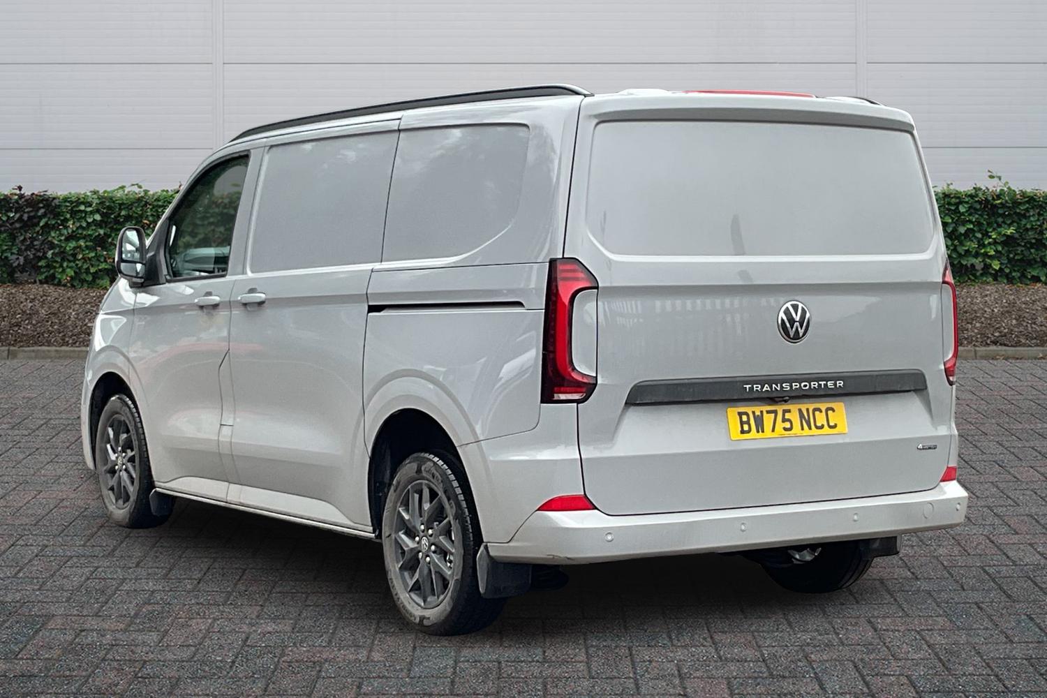 Used Volkswagen Transporter 2026 for sale - 77442088: Photo 2