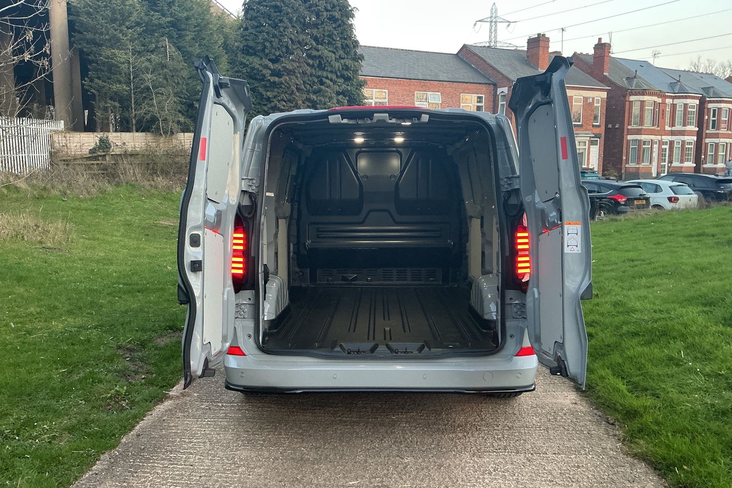 Used Volkswagen Transporter 2026 for sale - 77498129: Photo 4