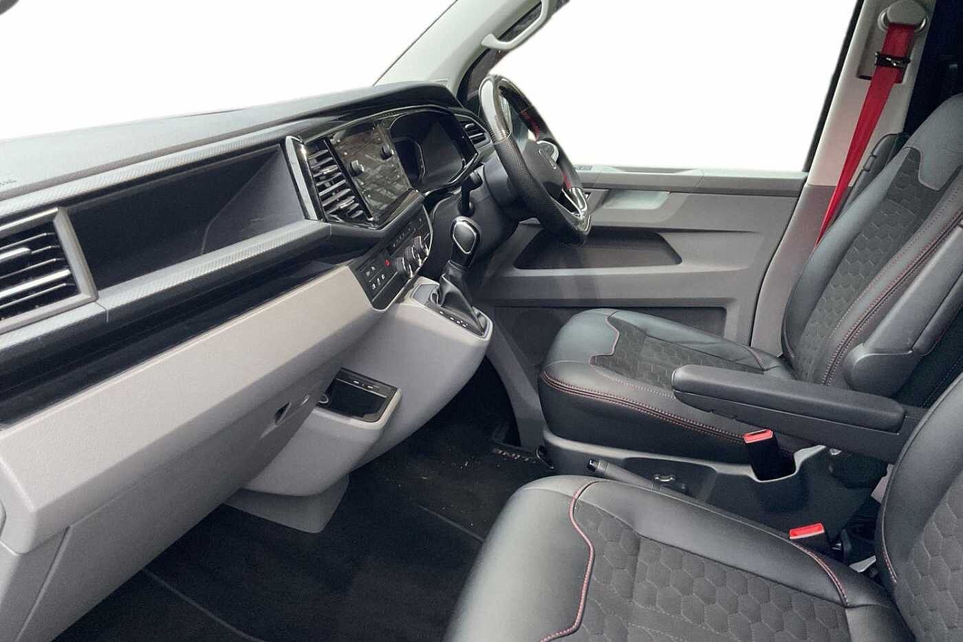 Used Volkswagen Transporter 2023 for sale - 77124717: Photo 2