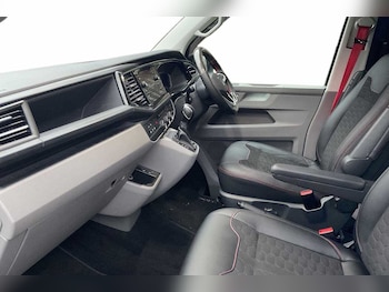 Used Volkswagen Transporter 2023 for sale - 77124717: Photo