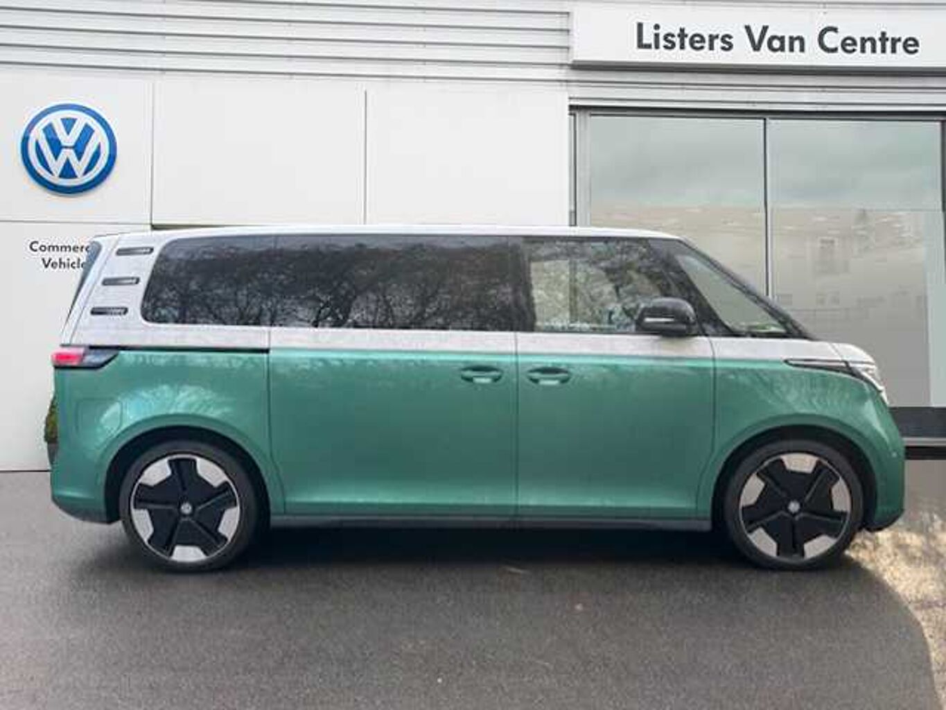 Used Volkswagen ID.Buzz 2024 for sale - 76670984: Photo 4