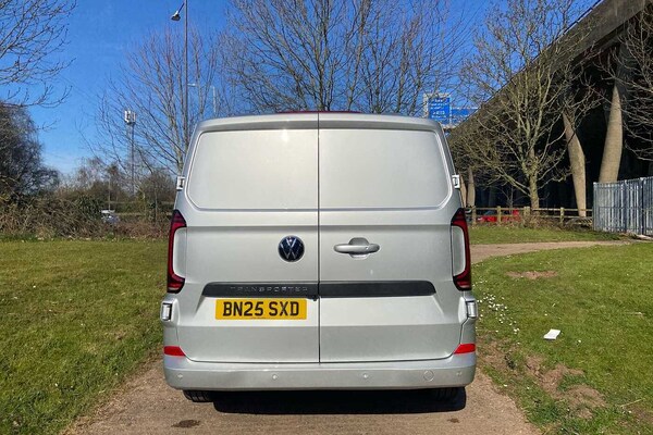 Used Volkswagen Transporter 2025 for sale - 74008570: Photo 10