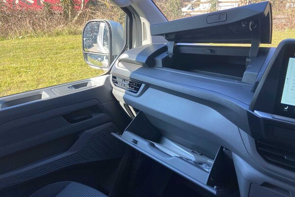 Used Volkswagen Transporter 2025 for sale - 74008570: Photo 17