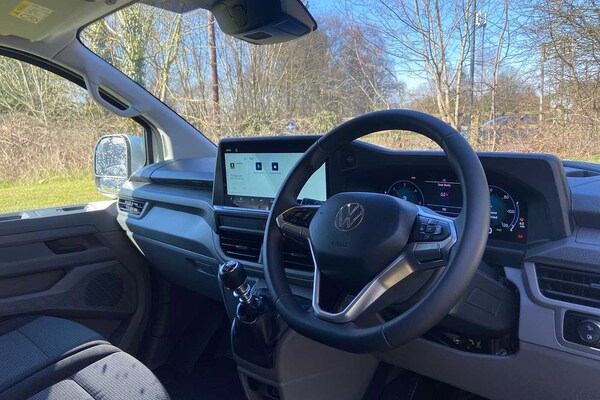 Used Volkswagen Transporter 2025 for sale - 74008570: Photo 6