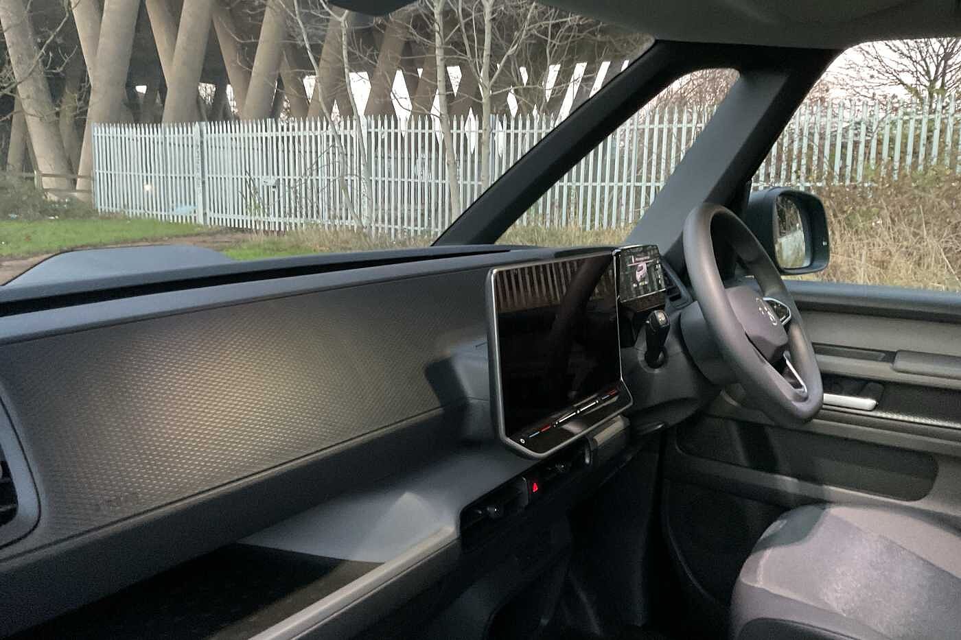 Used Volkswagen ID.Buzz 2025 for sale - 77218211: Photo 2