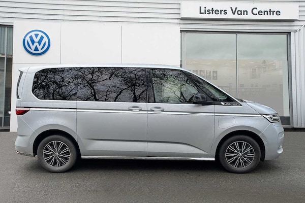 Used Volkswagen Multivan 2024 for sale - 72804375: Photo 4
