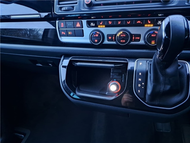 Used Volkswagen Caravelle 2017 for sale - 76551816: Photo 15