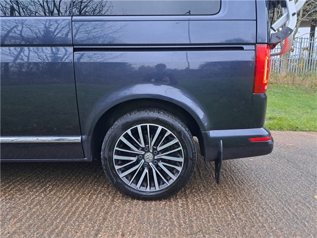 Used Volkswagen Caravelle 2017 for sale - 76551816: Photo 5