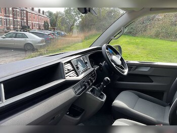 Used Volkswagen Transporter 2024 for sale - 76123946: Photo 2
