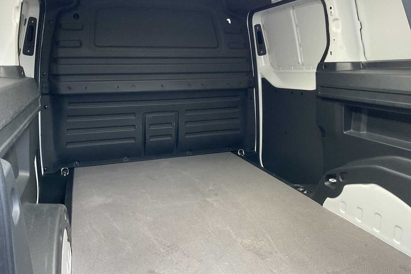 Used Volkswagen ID. Buzz Cargo 2025 for sale - 77021760: Photo 11