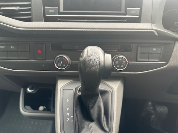 Used Volkswagen Transporter 2024 for sale - 75163004: Photo 15