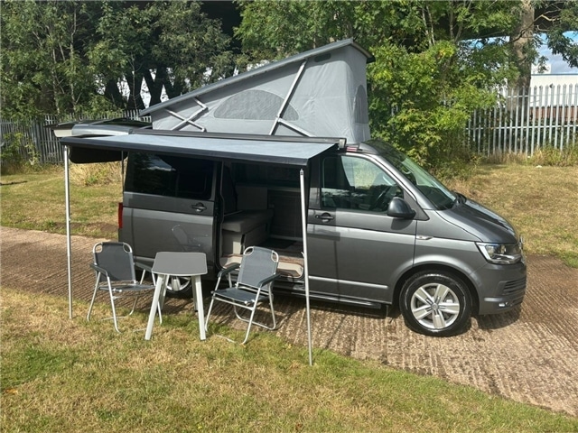 Used Volkswagen California 2018 for sale - 75814217: Photo 2