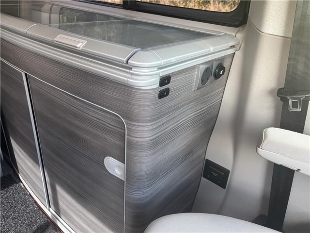 Used Volkswagen California 2018 for sale - 75814217: Photo 38