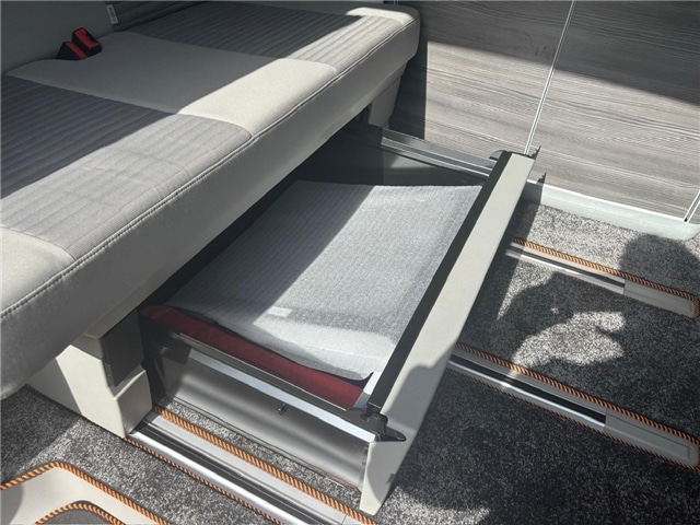 Used Volkswagen California 2018 for sale - 75814217: Photo 65