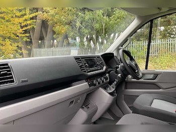 Used Volkswagen Crafter 2024 for sale - 76123884: Photo 2