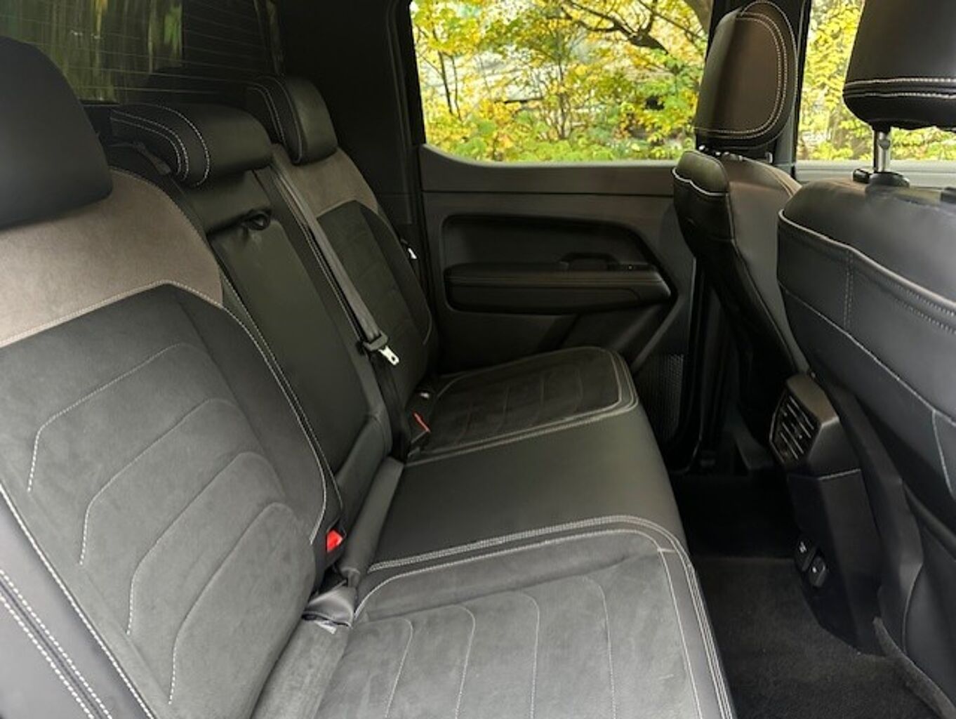 Used Volkswagen Amarok 2023 for sale - 76500882: Photo 8