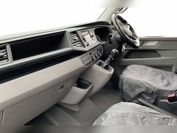 Used Volkswagen Transporter 2022 for sale - 78430984: Photo