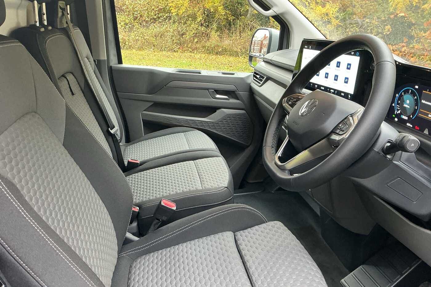 Used Volkswagen Transporter 2025 for sale - 76248509: Photo 6