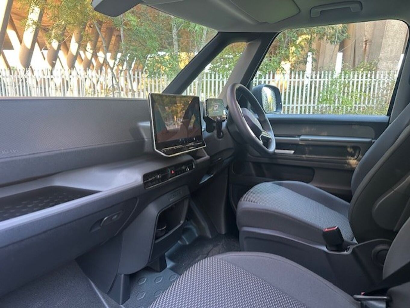 Used Volkswagen ID. Buzz Cargo 2025 for sale - 76168432: Photo 2