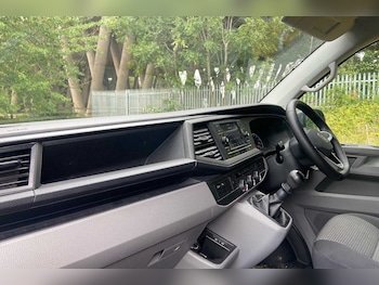 Used Volkswagen Transporter 2024 for sale - 75636271: Photo