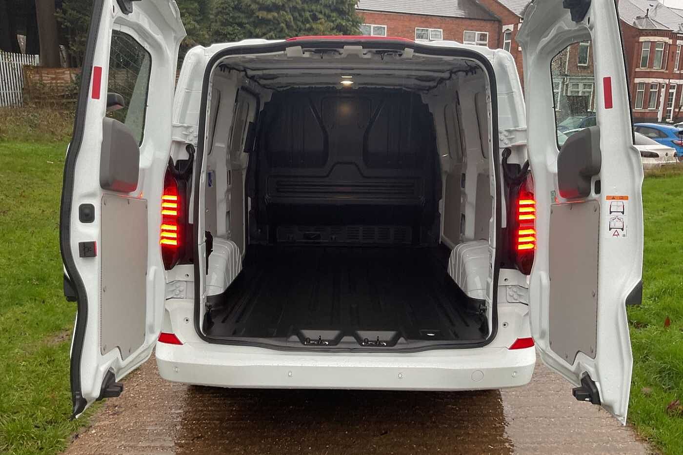 Used Volkswagen Transporter 2025 for sale - 76837726: Photo 11