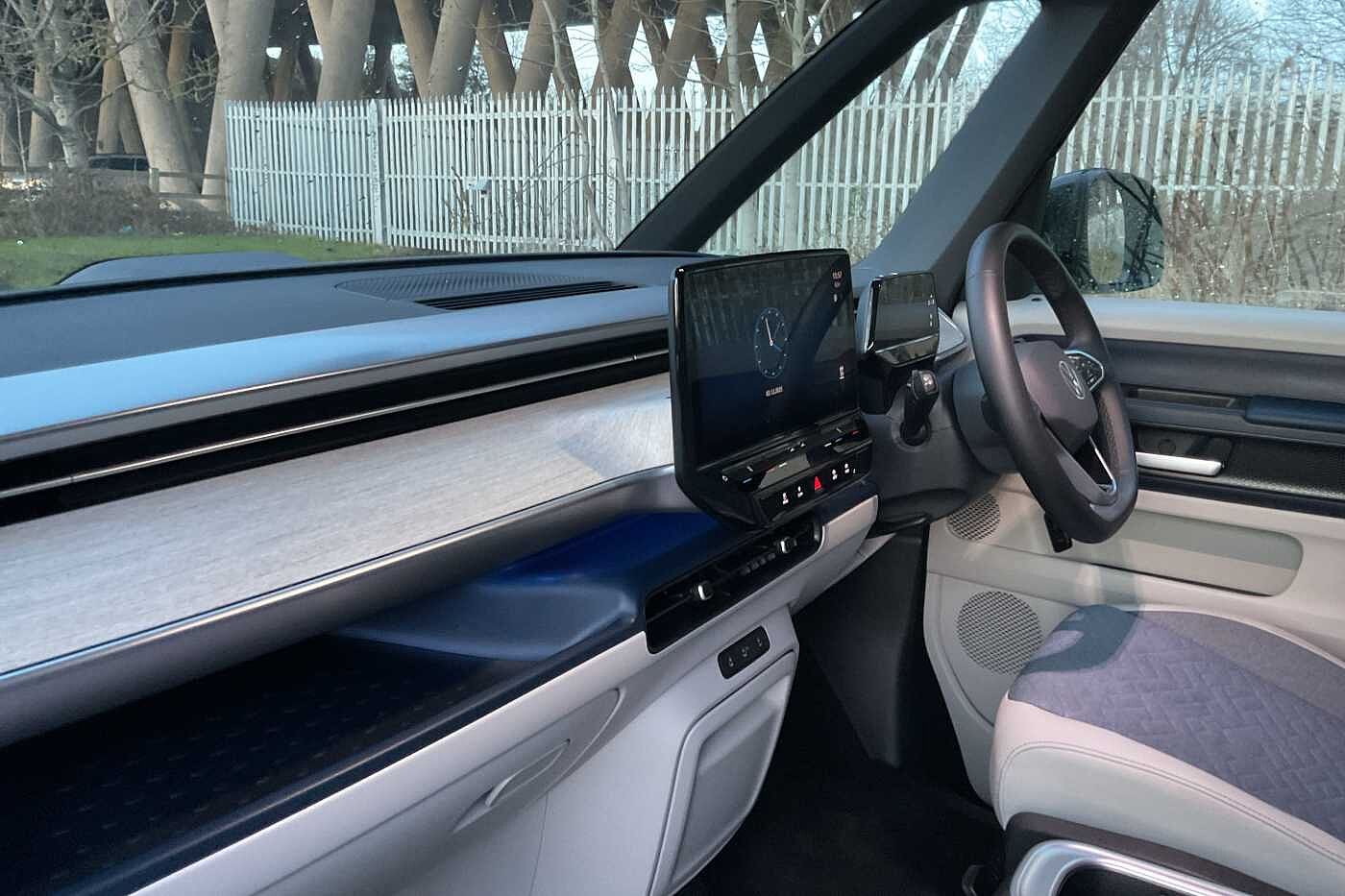 Used Volkswagen ID.Buzz 2024 for sale - 76670969: Photo 2