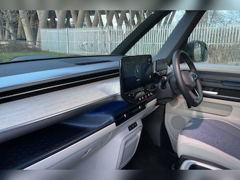 Used Volkswagen ID.Buzz 2024 for sale - 76670969: Photo