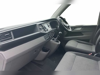 Used Volkswagen Transporter 2024 for sale - 77755132: Photo