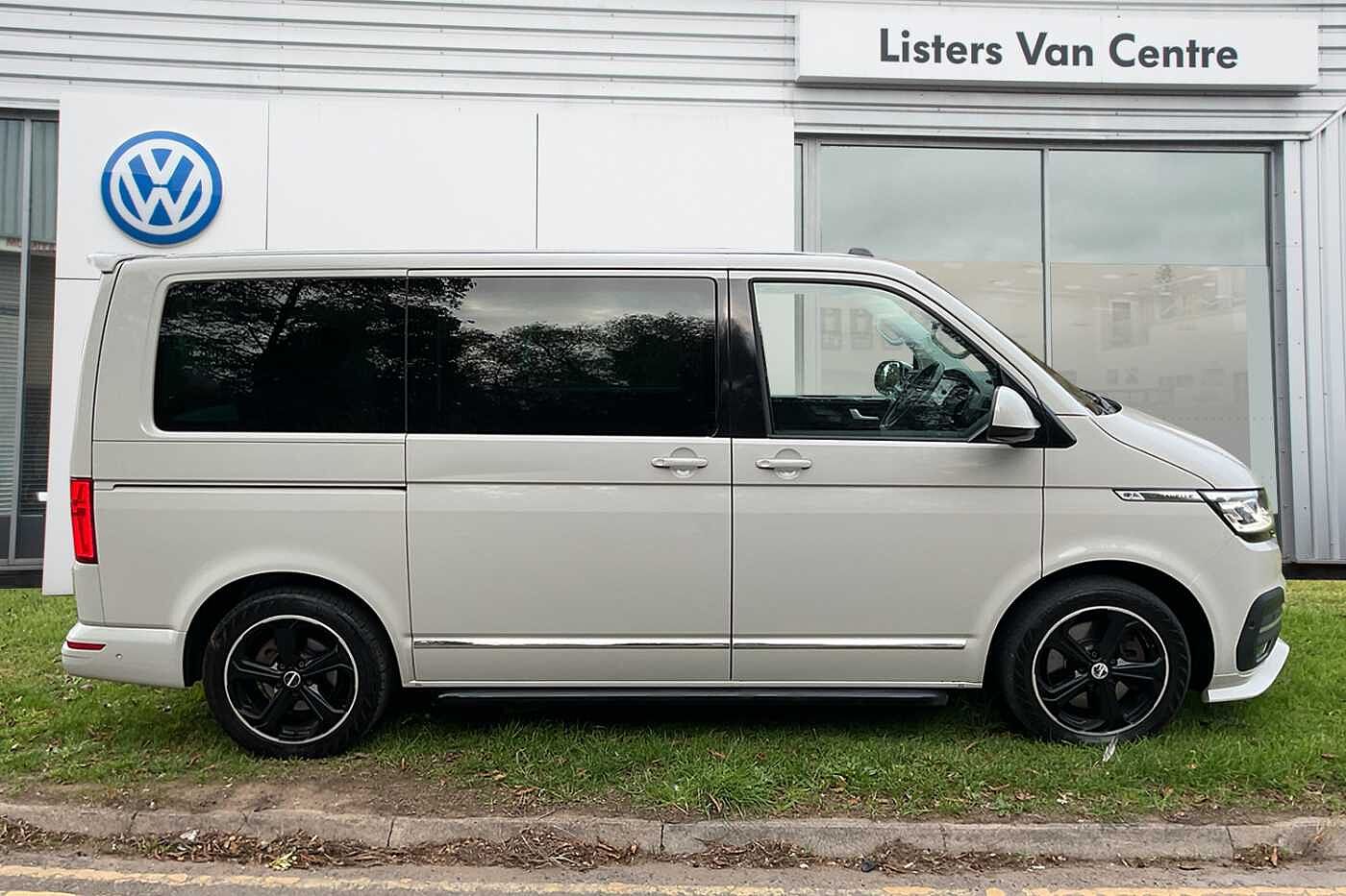 Used Volkswagen Caravelle 2022 for sale - 76123958: Photo 4