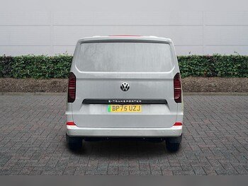 Used Volkswagen Transporter 2025 for sale - 77124533: Photo