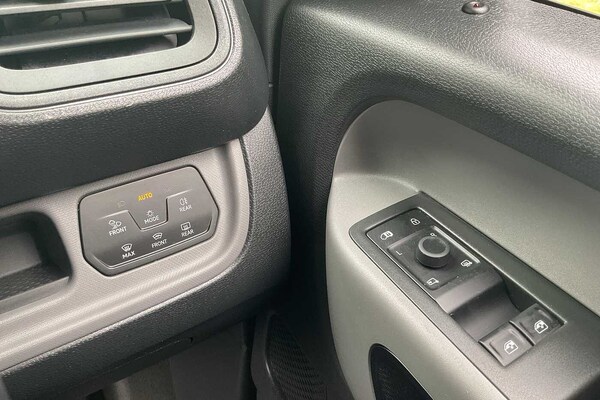Used Volkswagen ID. Buzz Cargo 2024 for sale - 75312387: Photo 12