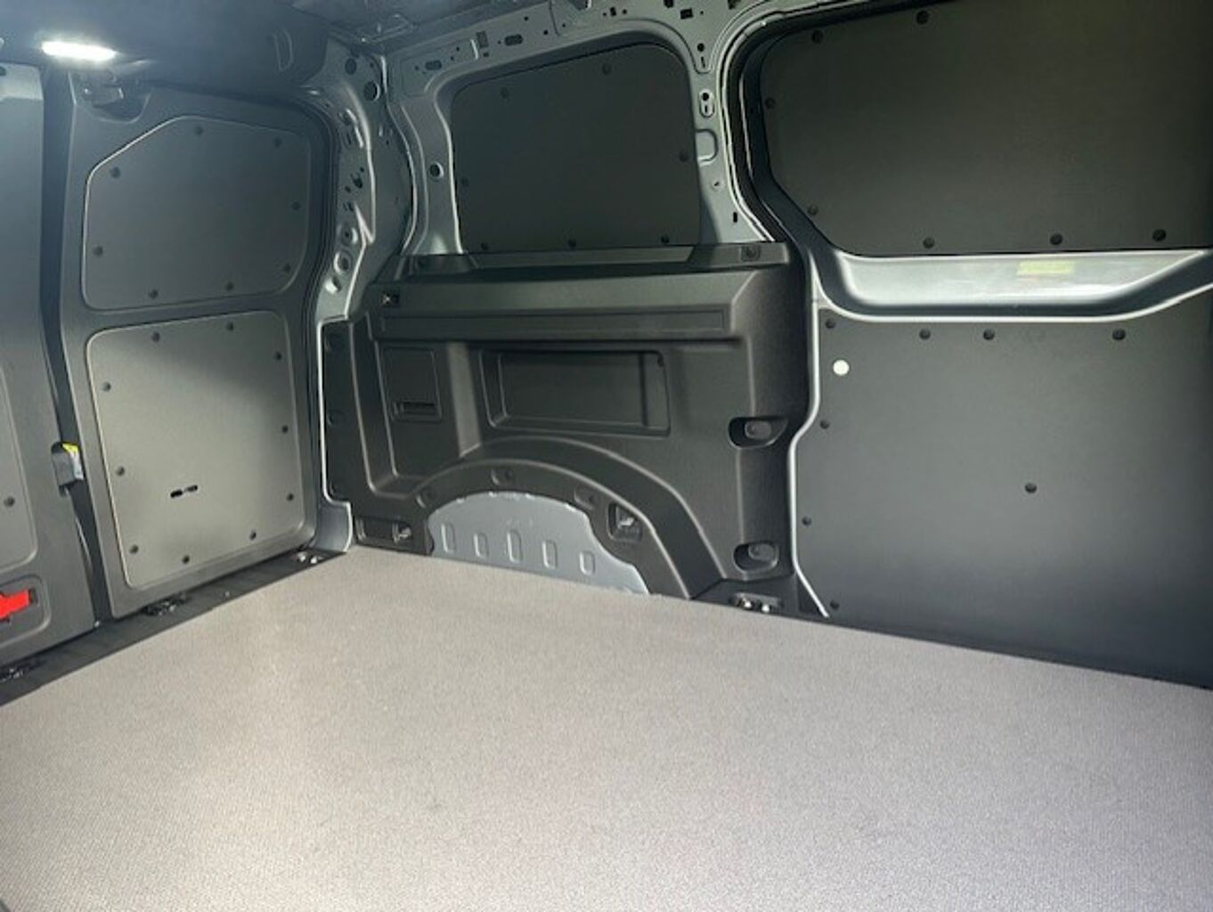 Used Volkswagen ID.Buzz 2025 for sale - 77218215: Photo 12