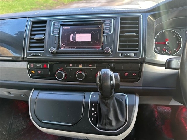 Used Volkswagen Transporter 2018 for sale - 77498112: Photo 11