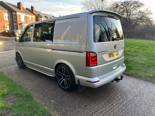 Used Volkswagen Transporter 2018 for sale - 77498112: Photo 3