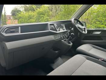 Used Volkswagen Transporter 2024 for sale - 74312563: Photo