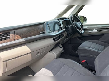 Used Volkswagen Multivan 2022 for sale - 79269673: Photo