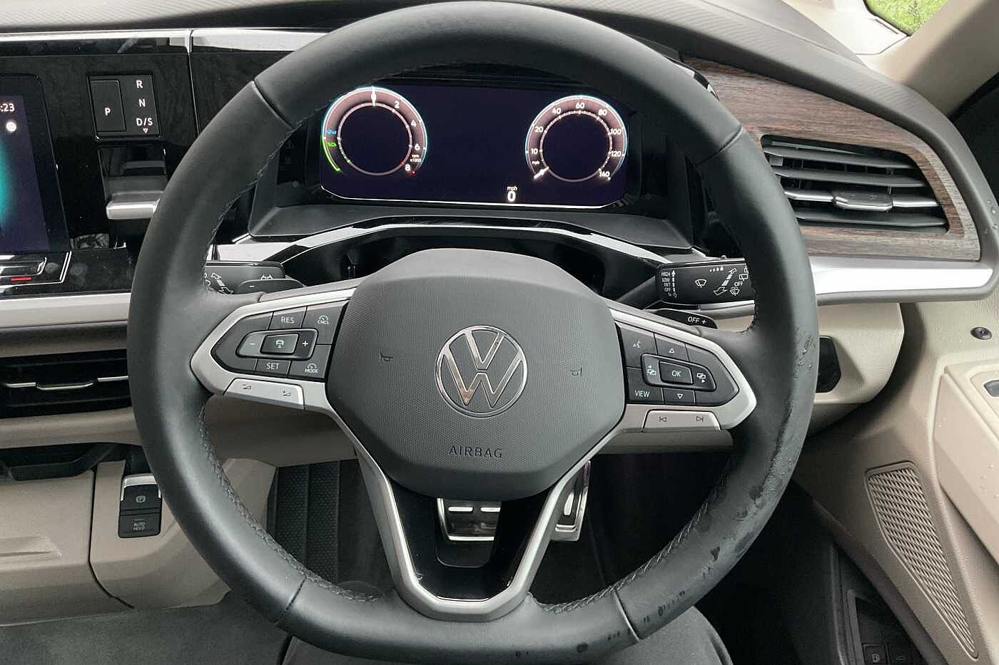 Used Volkswagen Multivan 2025 for sale - 76888367: Photo 18