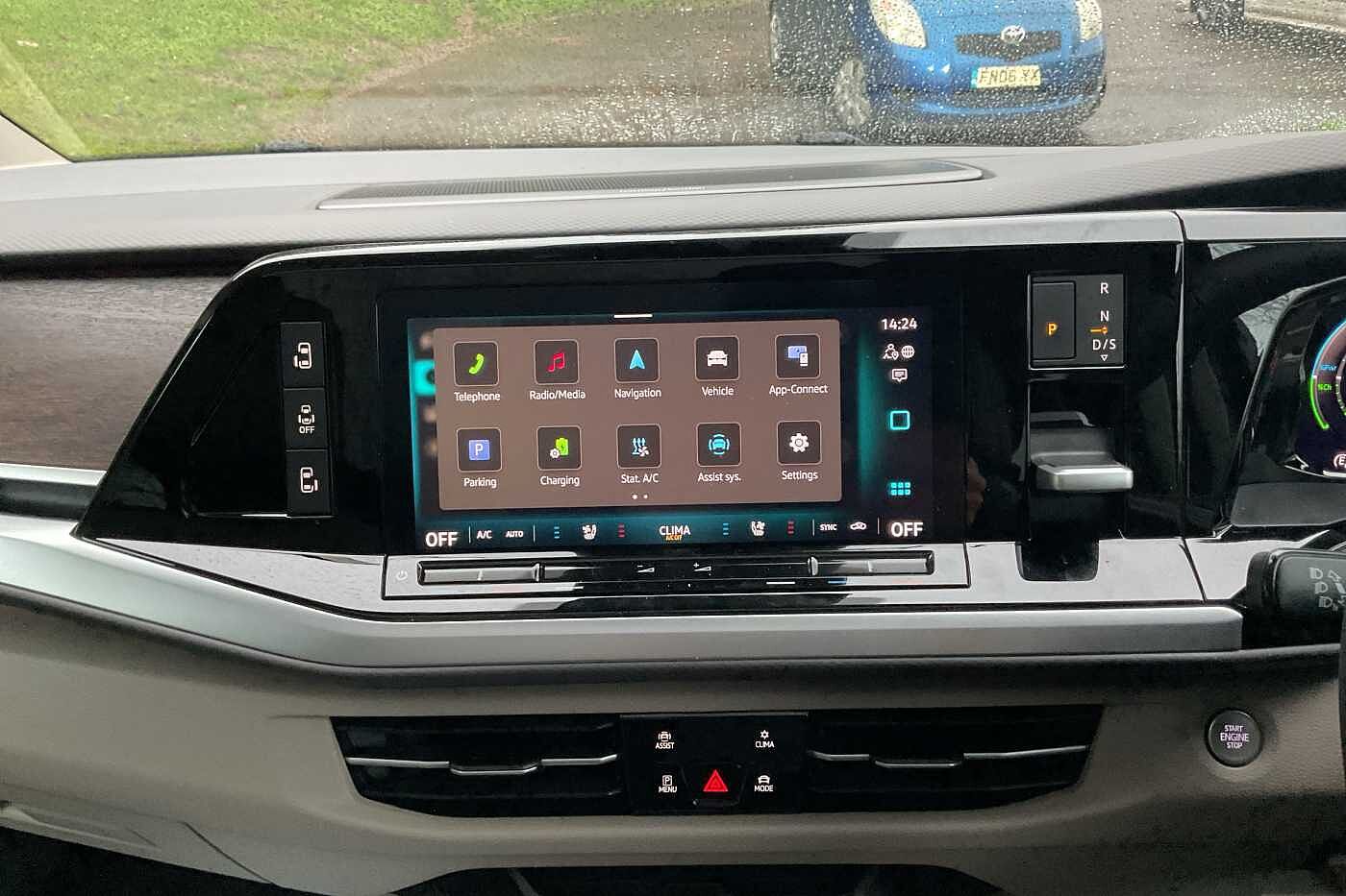 Used Volkswagen Multivan 2025 for sale - 76888367: Photo 19