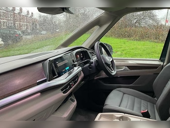 Used Volkswagen Multivan 2025 for sale - 76888367: Photo