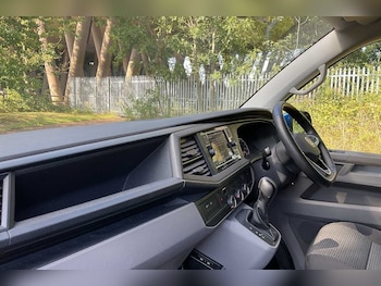 Used Volkswagen Transporter 2024 for sale - 75312416: Photo