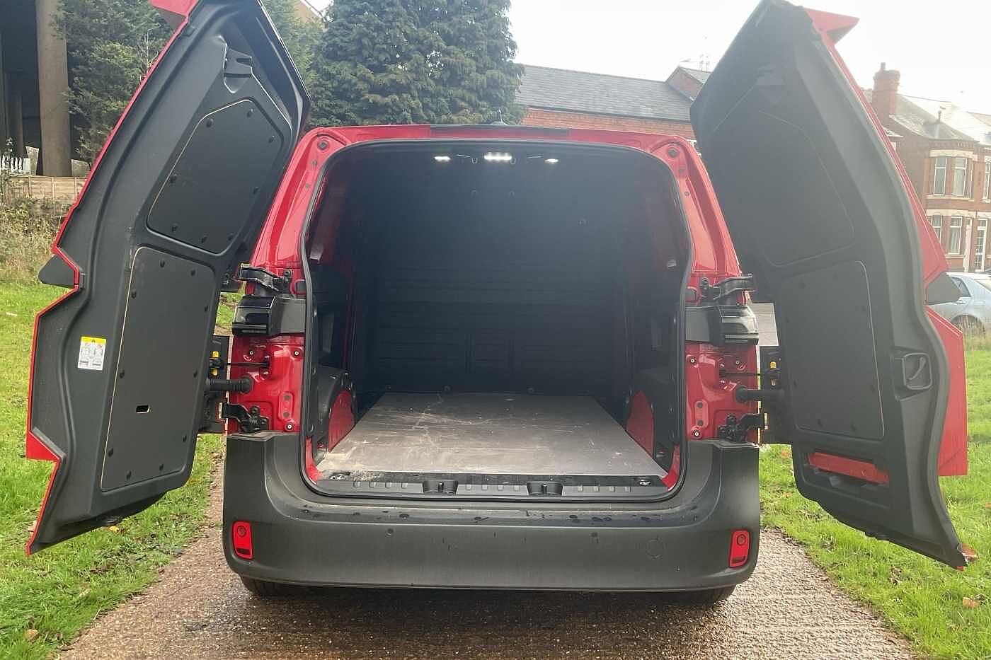 Used Volkswagen ID.Buzz 2025 for sale - 77218210: Photo 7