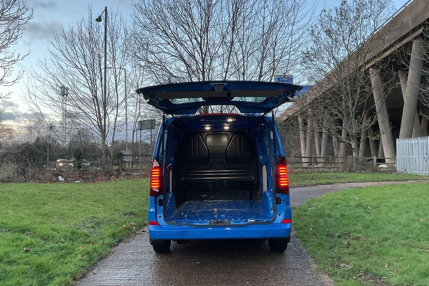 Used Volkswagen Transporter 2025 for sale - 76837713: Photo 11