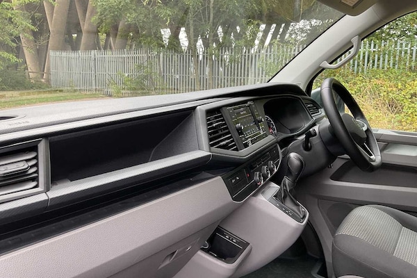 Used Volkswagen Transporter 2024 for sale - 75450885: Photo 2