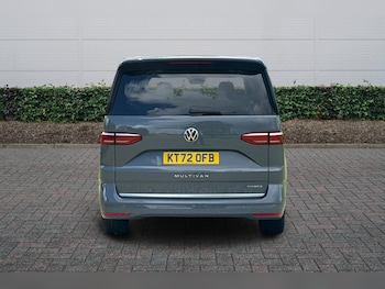 Used Volkswagen Multivan 2022 for sale - 78685671: Photo