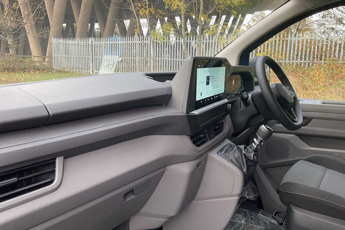 Used Volkswagen Transporter 2025 for sale - 76458605: Photo 2