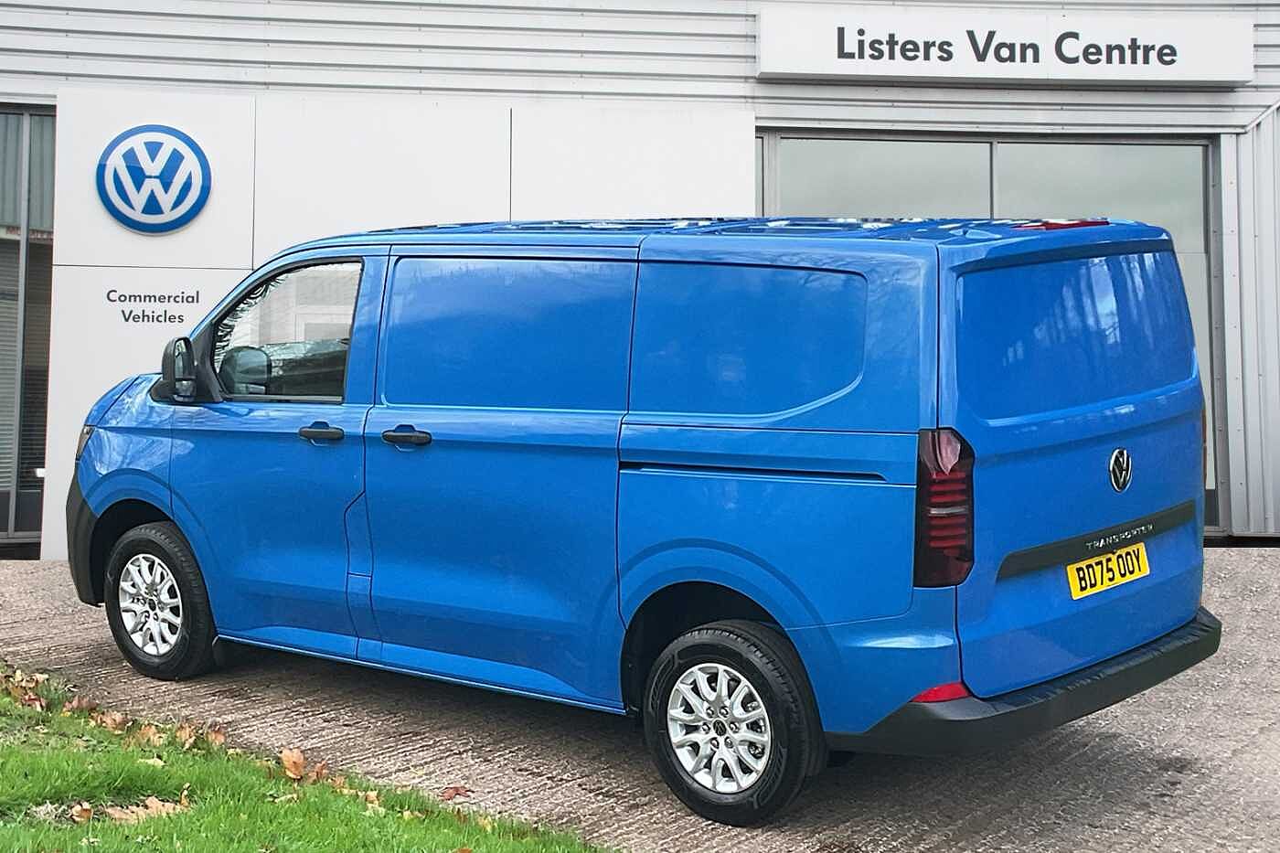 Used Volkswagen Transporter 2025 for sale - 76458605: Photo 3