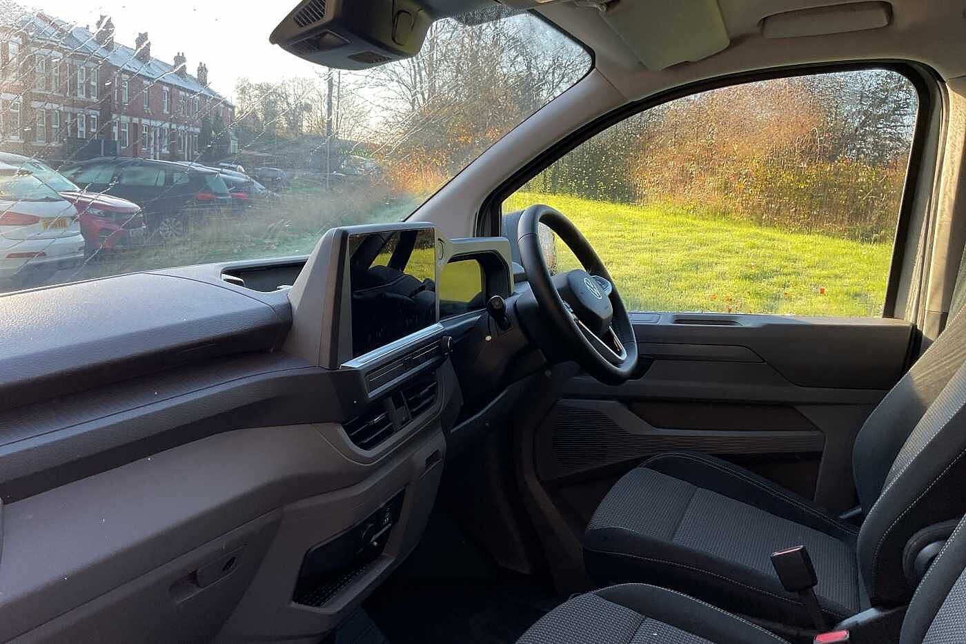 Used Volkswagen Transporter 2025 for sale - 76625044: Photo 2