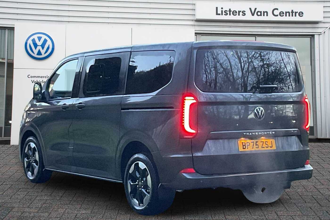 Used Volkswagen Transporter Shuttle 2025 for sale - 77124398: Photo 3