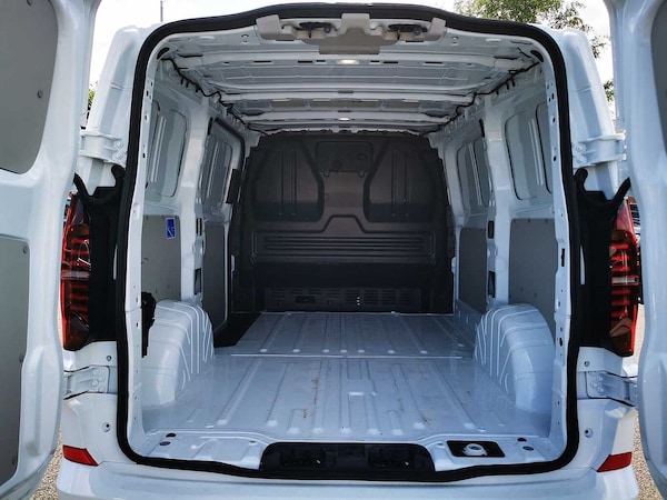 Used Volkswagen Transporter 2025 for sale - 74244130: Photo 9